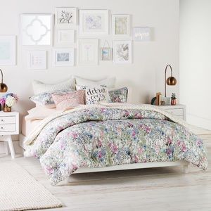 Lauren Conrad comforter